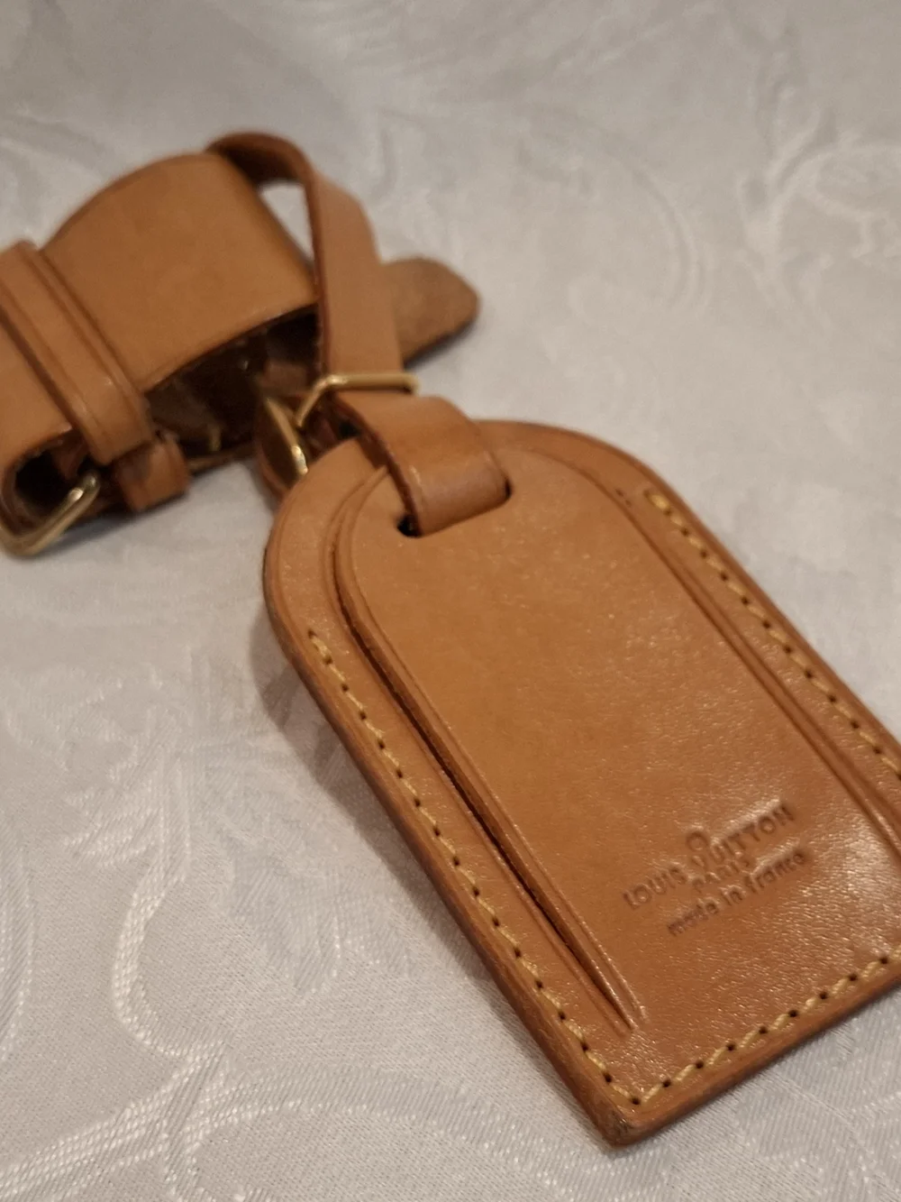 Louis Vuitton Vachetta Leather Luggage Tag in Tan
